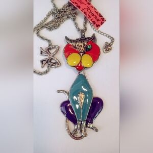 BETSEY JOHNSON Cat Kitty articulated pendant necklace silver tone enamel NEW